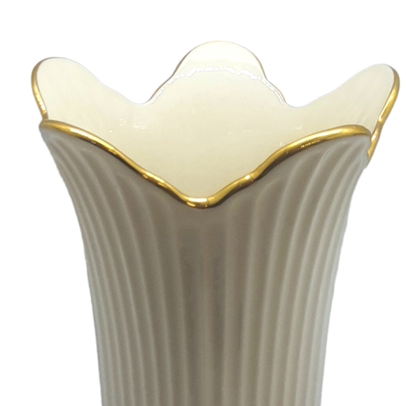 NOS Lenox Meridian Vase Ivory With 24K Gold Trim Fluted Ribbed ORIGINAL BOX NTW - Picture 11 of 11